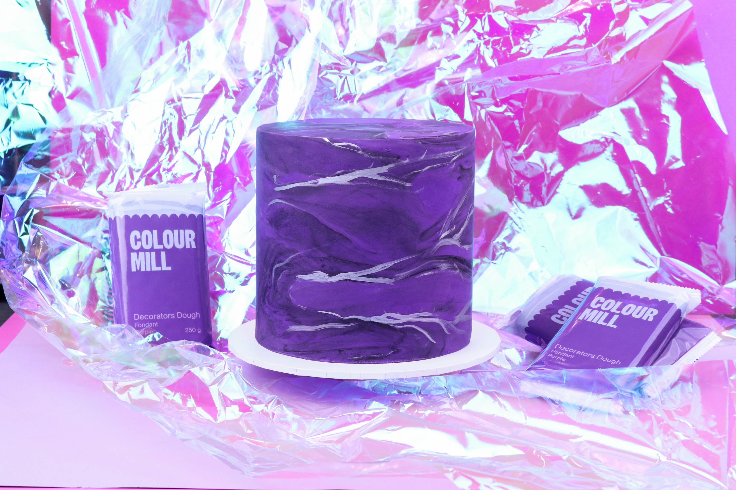 colour-mill-decorators-dough-us-purple-p-te-sucre-violet-250g image 2
