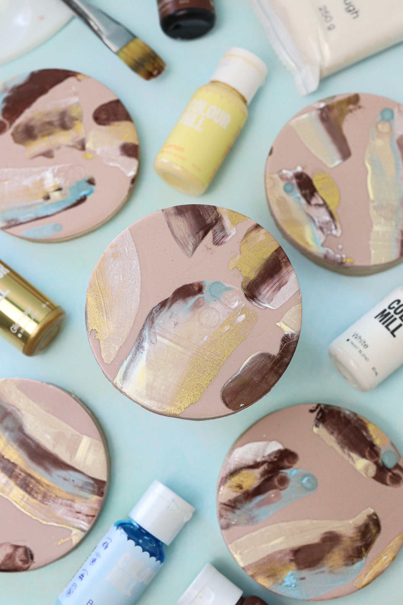 colour-mill-paint-blend-colorant-chocolate-mat-marron image 1