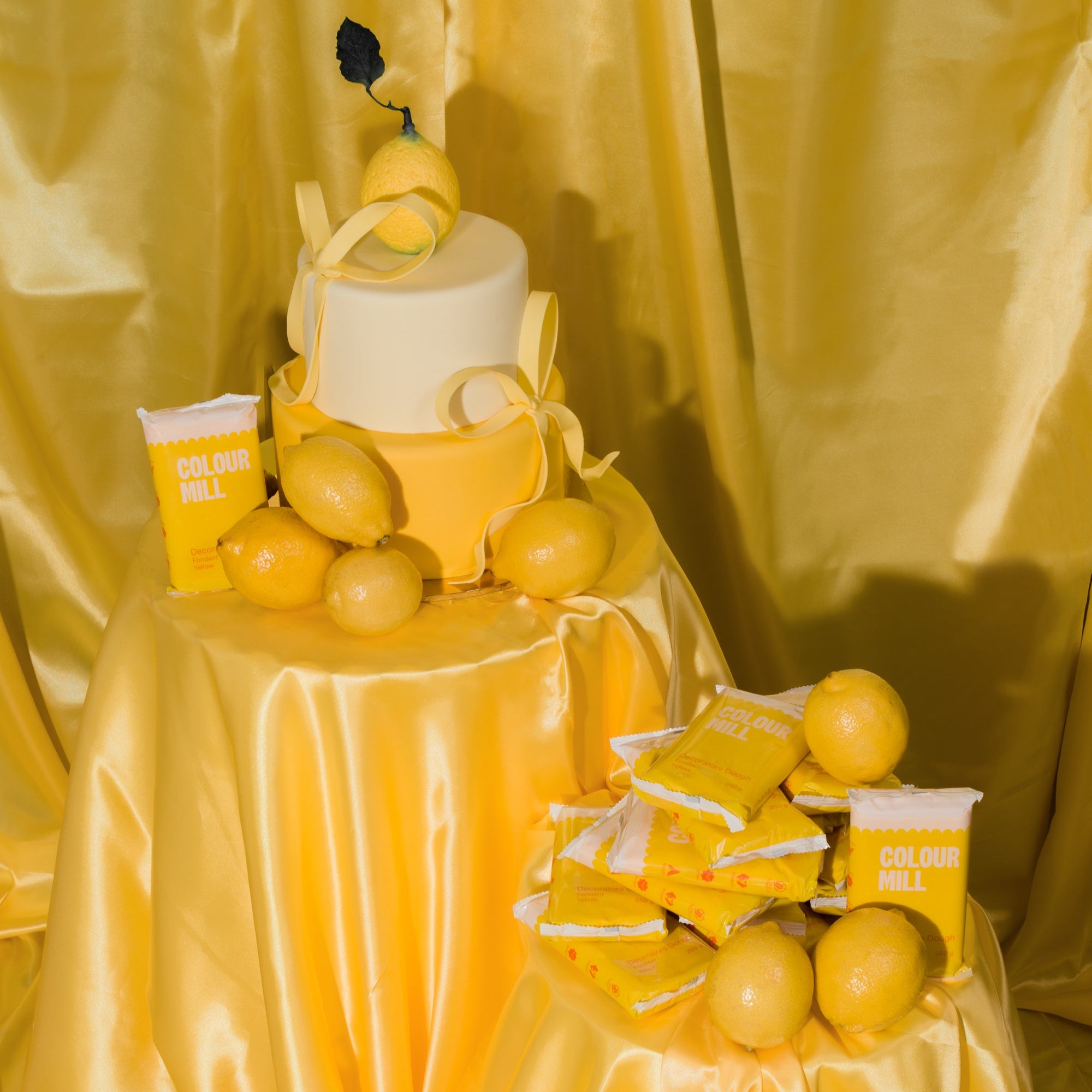 colour-mill-decorators-dough-yellow-p-te-sucre-jaune-250g image 2