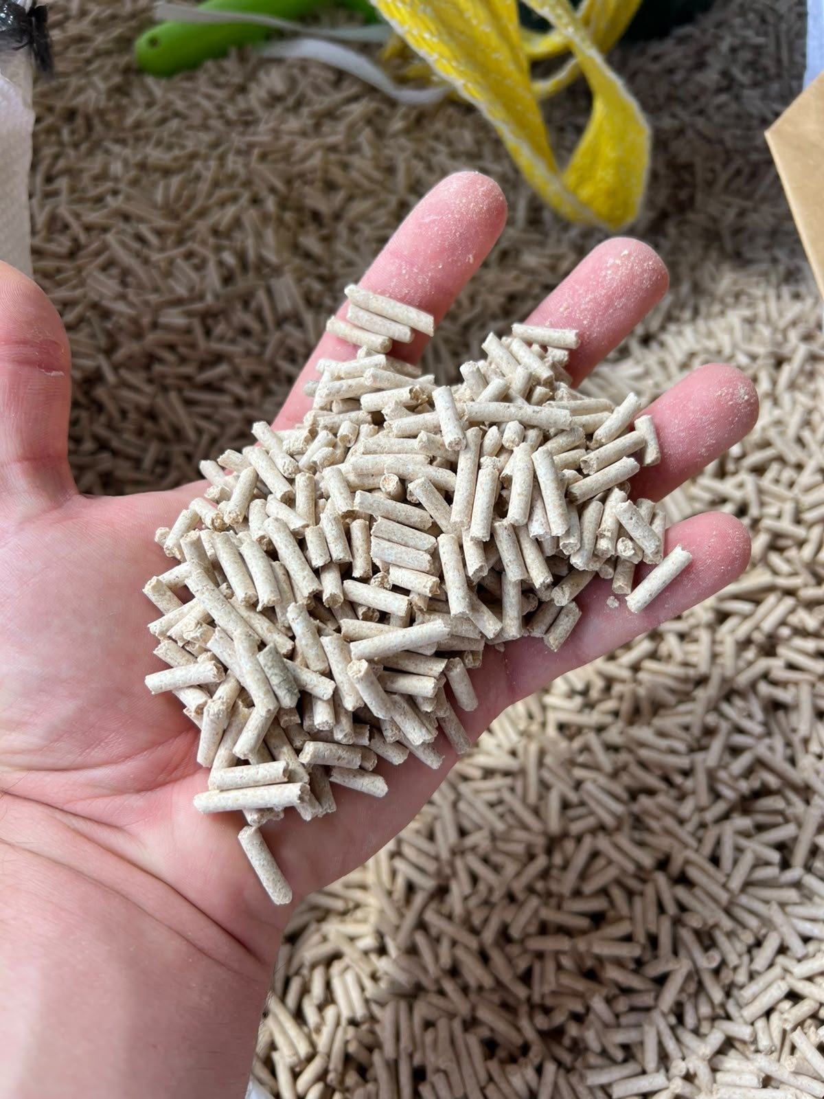 p-tes-du-vexin-pour-vos-animaux-granul-s-25-kg-en-sac-sans-additif image 2