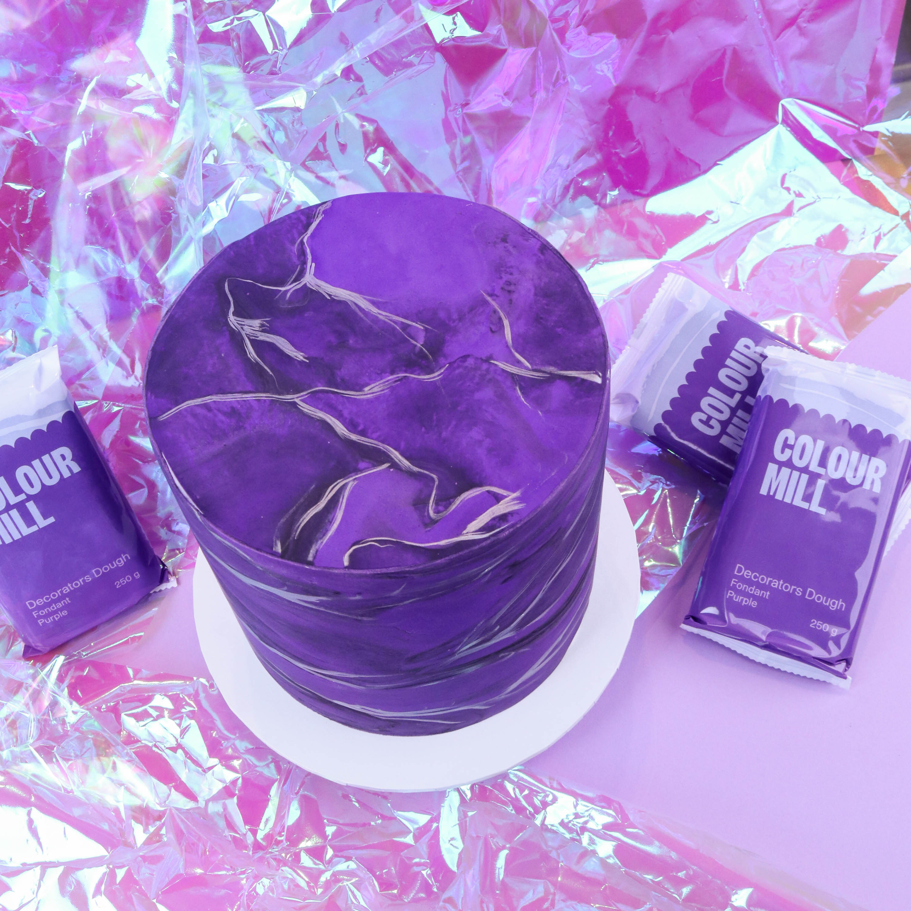 colour-mill-decorators-dough-us-purple-p-te-sucre-violet-250g image 1