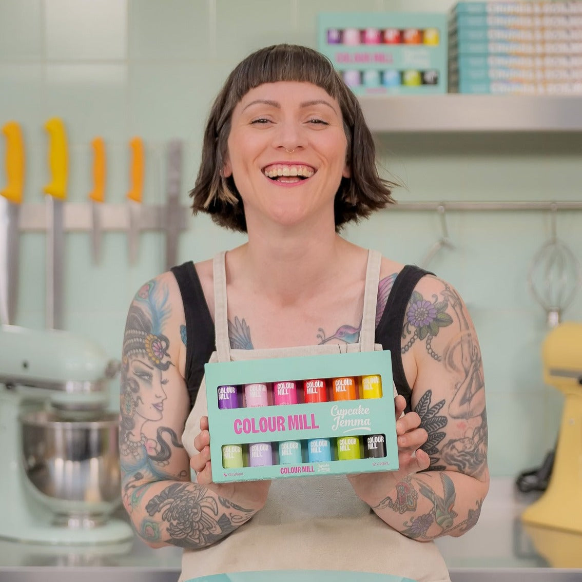 colour-mill-packs-cupcake-jemma-pack-12-colorants-oil-blend image 2