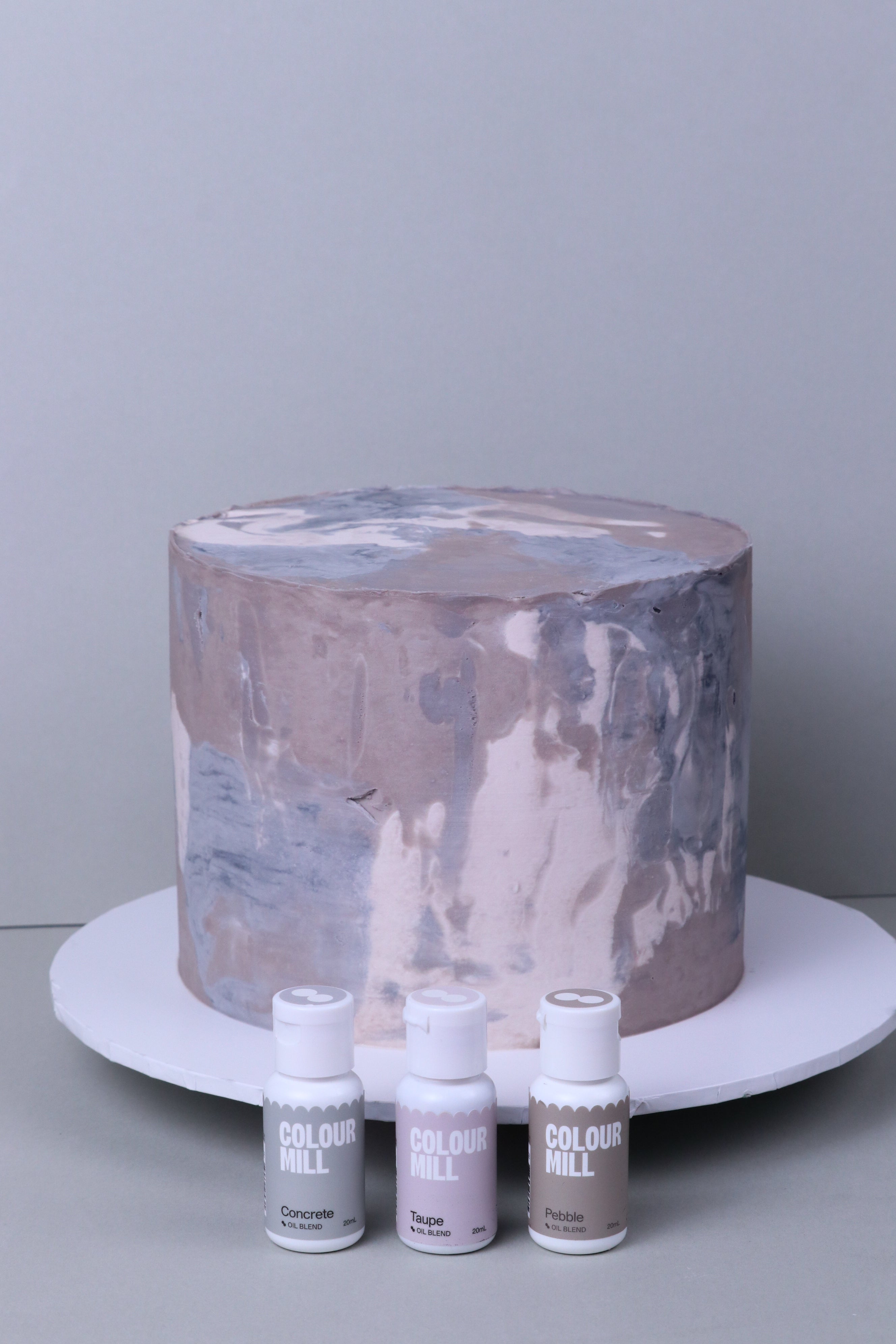 colour-mill-taupe-oil-blend-colorant-alimentaire-greige image 1