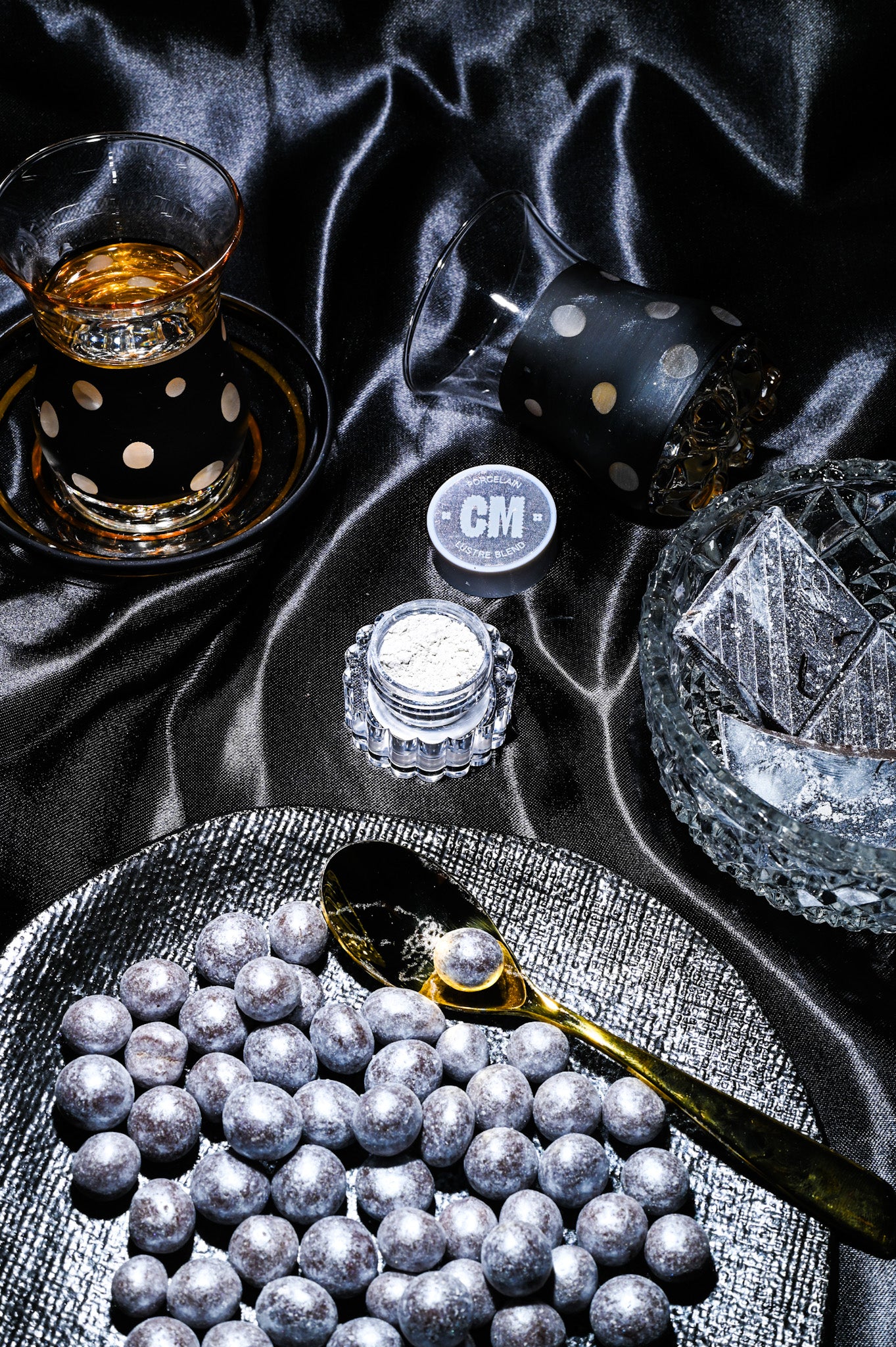 colour-mill-lustre-blend-porcelain-colorant-blanc-lustr image 1