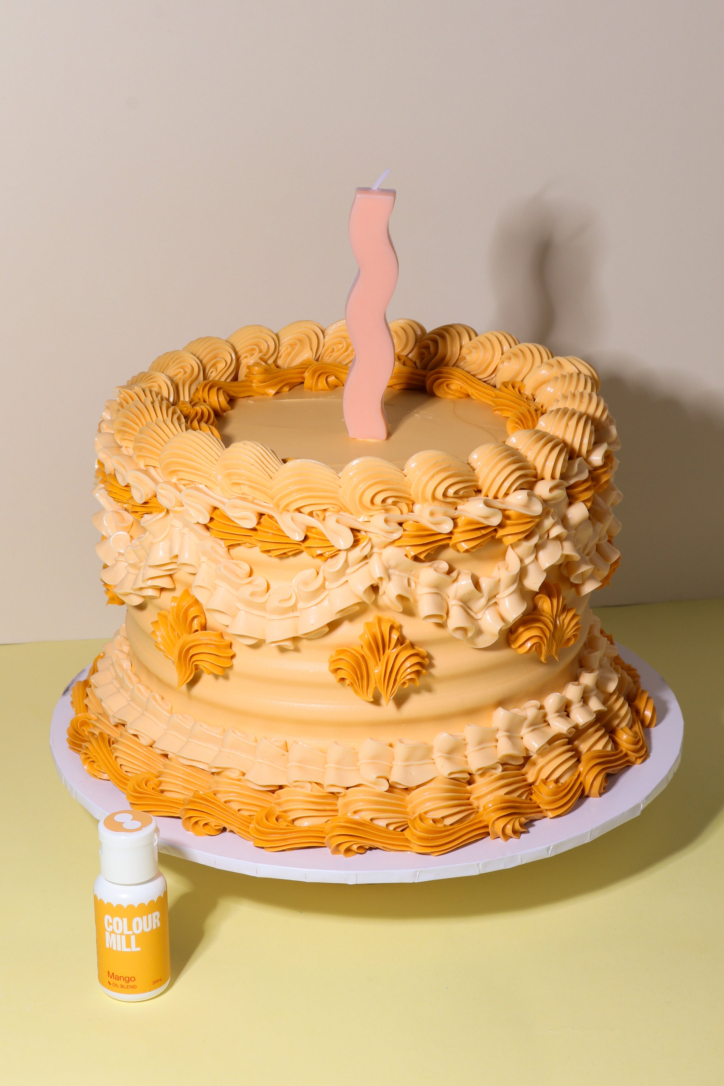 colour-mill-oil-blend-mango-colorant-mangue-orange image 1