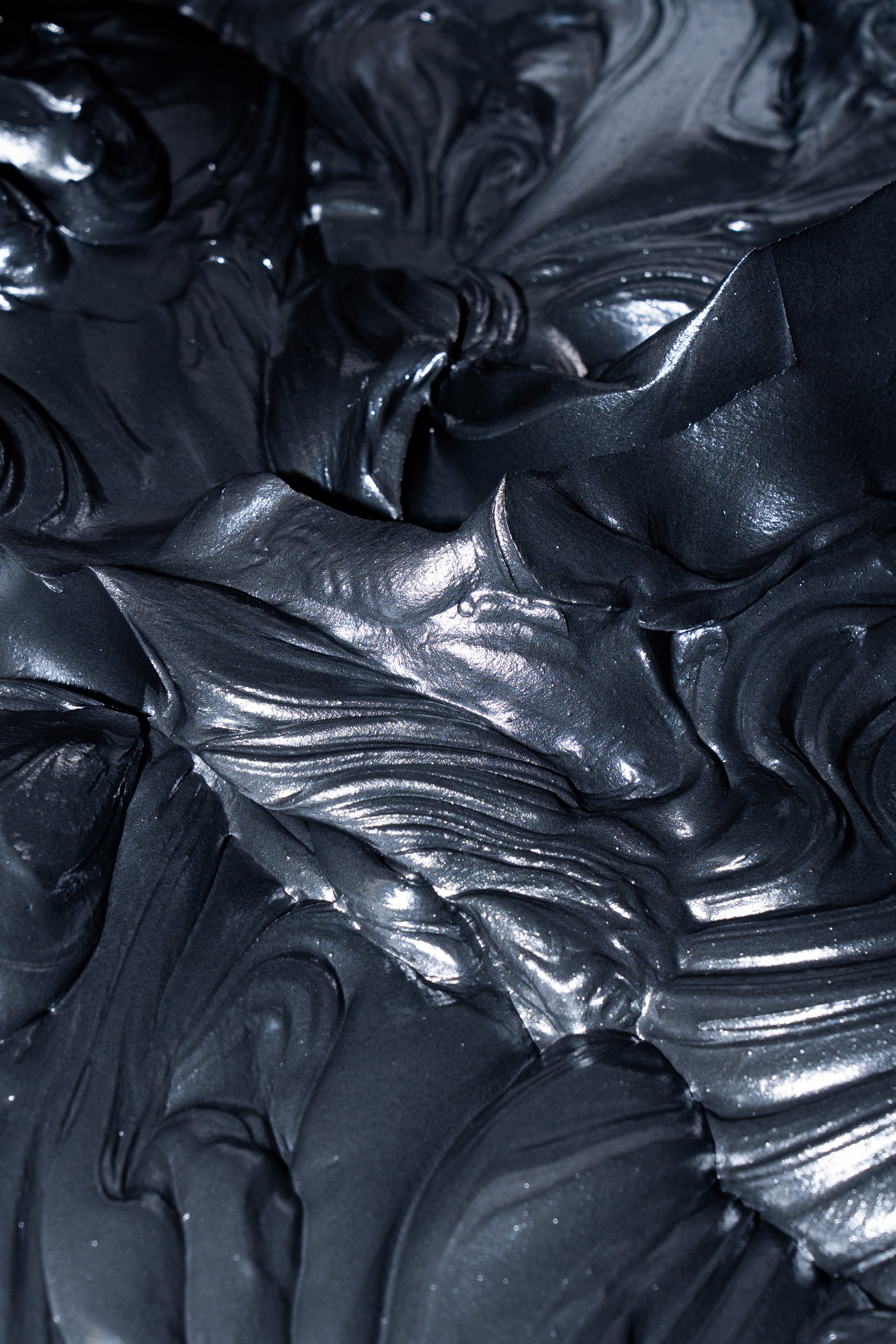 colour-mill-gloss-frost-black-gla-age-cr-me-beurre-noir-1l image 2